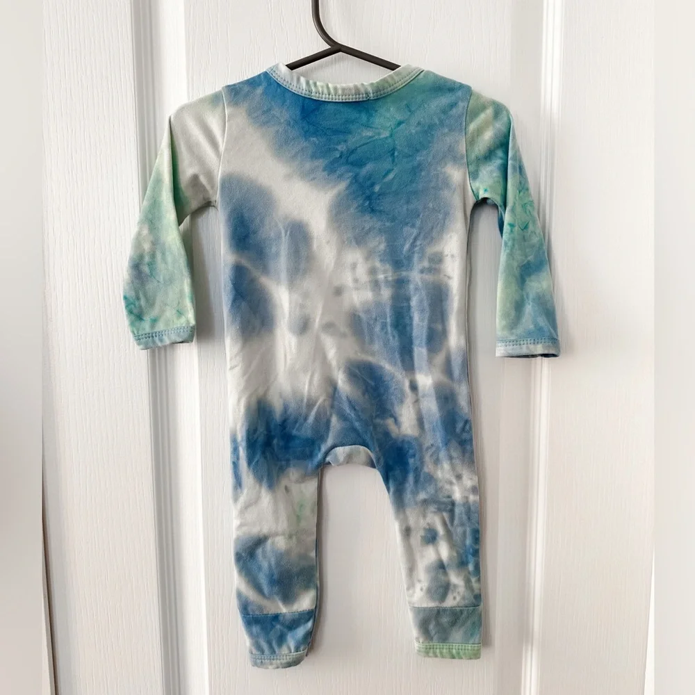 Cozy’s Baby Tie-Dye Blue Zipper Footie One-Piece